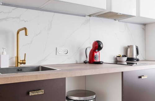 Combat Apartment | 2 pieces Buttes chaumont parfait pour famille