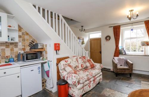 Rosedale Abbey House | 2 Primrose Villas