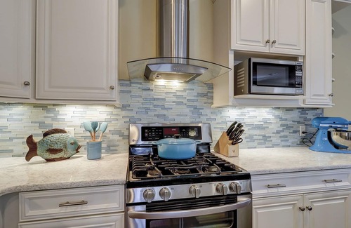 North Forest Beach House | 2 Quail-Bring Fido to the Beach, 5th row(35 yards)ocean, Elevator, Pool & Spa