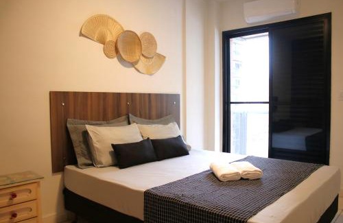 Guilhermina Apartment | 2 Quartos com Varanda sendo 1 Suíte, Cozinha completa, Vista Mar - Condomínio Frente Mar, Lazer completo com Piscina coberta e aquecida, Estacionamento, Portaria 24h - Apto indicado para Grupos, Famílias e Hóspedes a Trabalho, Praia da Guilhermina