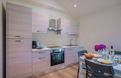 Piancassone Apartment | 2-room apartment with balcony and dream lake view