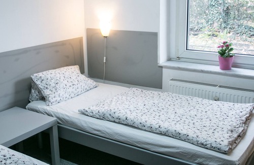 Muelheim Apartment | 2 room apartment in Cologne at the fair
