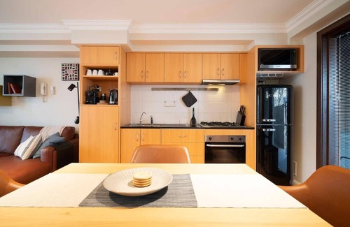 West Perth Apartment | 2 Royal Rest Quality 2BR West Perth- parking