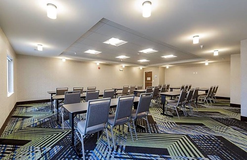 Saint Marys Saint Joseph County Hotel | 2-Star Hotel ∙ Holiday Inn Express & Suites South Bend - South, an IHG Hotel