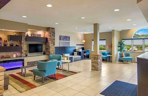 Steubenville Hotel | 2-Star Hotel ∙ Sleep Inn & Suites Steubenville at the University