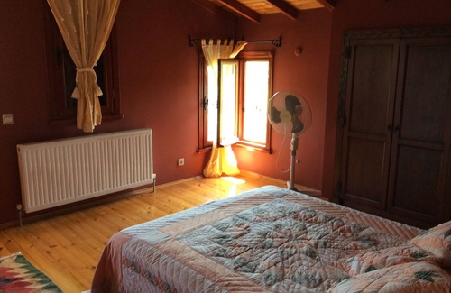 Masukiye Villa | 2 Storey Villa with Pool in the Garden