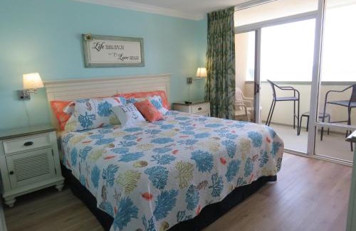Downtown Myrtle Beach House | 2 Story Direct Oceanfront Penthouse- Sandy Beach Resort 1116- Sleeps 6!