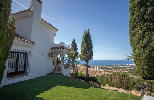 Marbella Ski Chalet | 2-Story townhouse with stunning ocean views