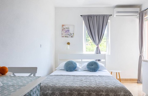 Tucepi Apartment | 20 m² Apartment ∙ 2 guests