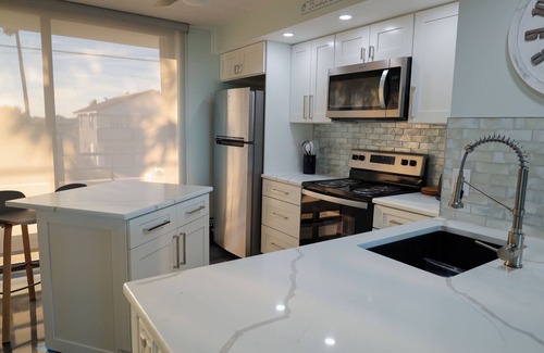 Flagler Beach House | 200 ft from beach! Totally renovated in 2023. Small town feel of Flagler Beach.