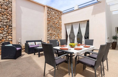 Ariany House | 200 m² House ∙ 3 bedrooms ∙ 6 guests