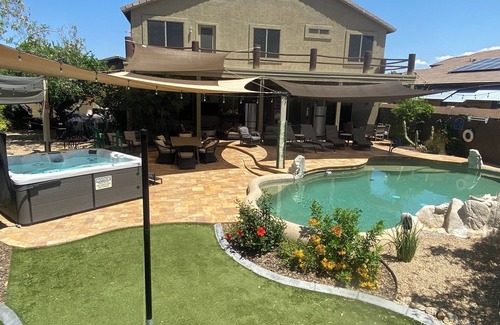 Paradise Valley Village House | ⭐️⭐️⭐️⭐️⭐️ 200K FULL ARCADE -VR Roller Coaster-Jurasic Park-Carousel-Golden Tee