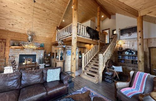Pagosa Meadows IV House | 201 Crestone Pl.