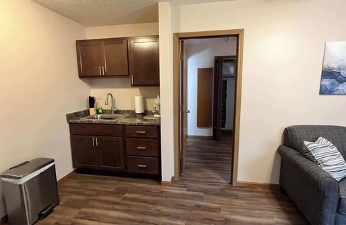 Tomah Apartment | 201 E Veterans St Apt B by Patriot Properties
