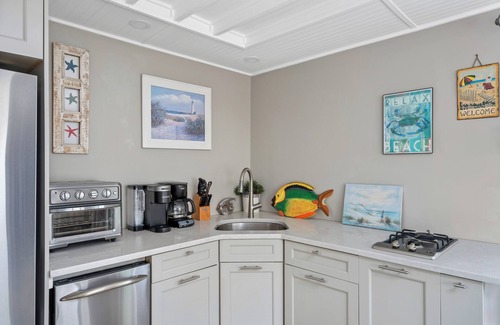 South Beach Haven Condo | 2026 AVAILABLE!PET FRIENDLY 1BR condo OCEANFRONT Building perfect for a COUPLE!