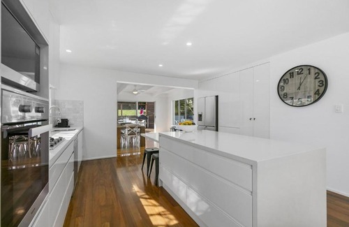 Noosa Heads House | 21 Nairana Rest Noosa Heads