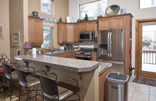 Vail House | 2239a Chamonix 3 Bedroom Home by Redawning