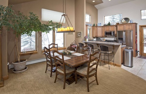 Vail House | 2239a Chamonix 3 Bedroom Home by Redawning