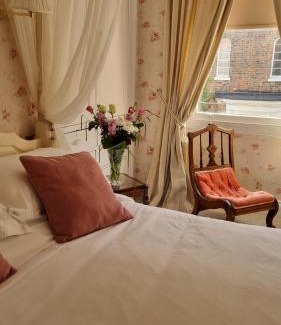 Bootham Bed & Breakfast | 23 St Mary's