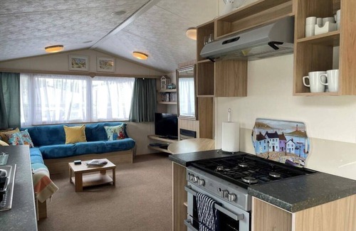 Pevensey Ski Chalet | 23 The Lawns Pevensey Bay Holiday Park