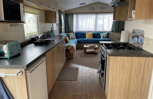 Pevensey Ski Chalet | 23 The Lawns Pevensey Bay Holiday Park