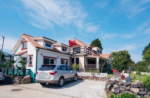 Namwon House | 24평 단독펜션/편백나무 하우스로 초대합니다 :)