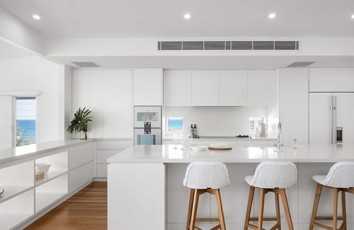 Castaways Beach House | 24/512 David Low Way, Castaways Beach (Noosa Dunes)
