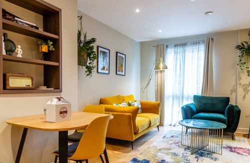 York Apartment | 24 Hudson Quarter - a couples retreat that sleeps 2 guests in 1 bedroom