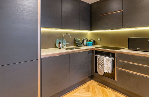York Apartment | 24 Hudson Quarter - a couples retreat that sleeps 2 guests in 1 bedroom