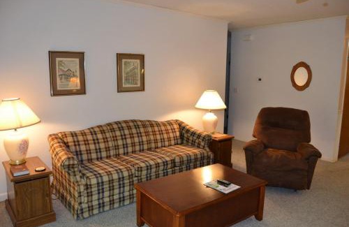 Hot Springs Village House | 24 Orantes Place