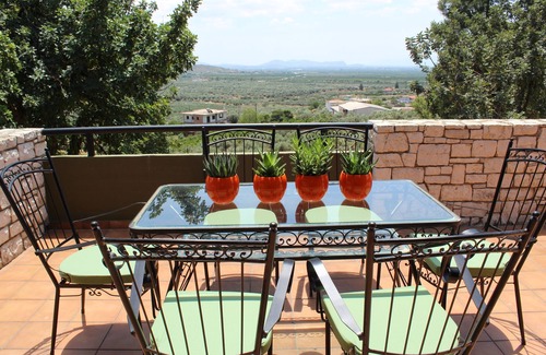 Messolonghi Villa | 250.