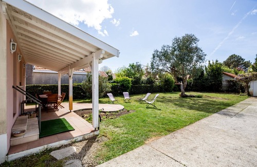 Andernos-les-Bains Ski Chalet | 250 m from the beach - House with garden for 4