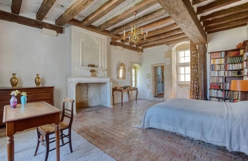 Montigne-les-Rairies House | 250 m² House ∙ 5 bedrooms ∙ 6 guests