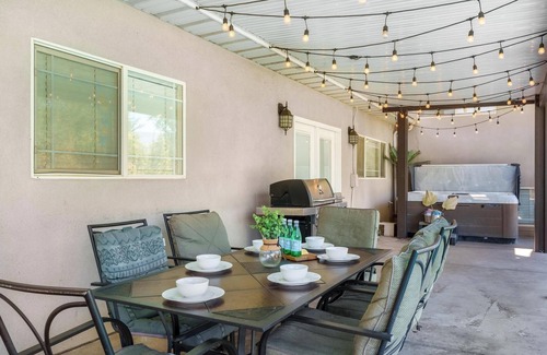 La Verkin House | 26+ Guest - Private Pool & Spa, UTAH PGA HOME