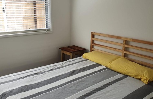 Rainbow Beach House | 26 Satinwood Drive- Low set modern, sleeps 8