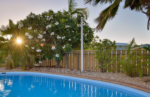 Exmouth House | 26 Tambor Drive - Pool and Pet Friendly