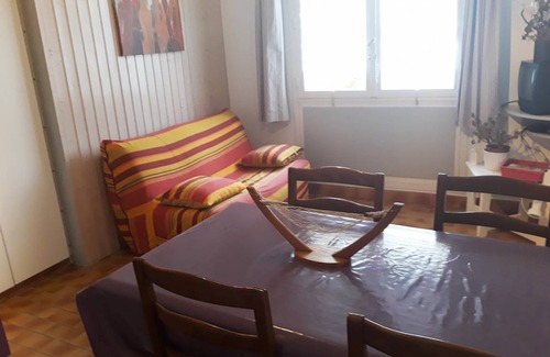 Saint-Maixent-sur-Vie House | 27 m² House ∙ 1 bedroom ∙ 3 guests