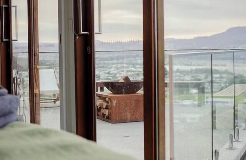 Claremont House | 29 Ebden – Architectural Home in Hobart’s North