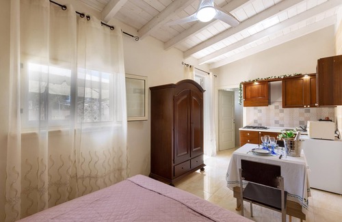 San Pietro in Bevagna House | 2933 Villetta Patrizia - Monolocale by Barbarhouse