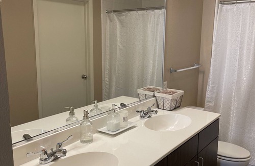 Fort Worth Cultural District Apartment | 2Bd 2Ba Near Downtown Stay