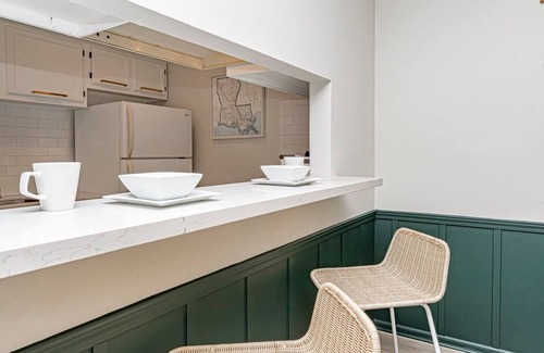 South Baton Rouge Condo | 2Bed Modern Getaway! Central Location in BR!