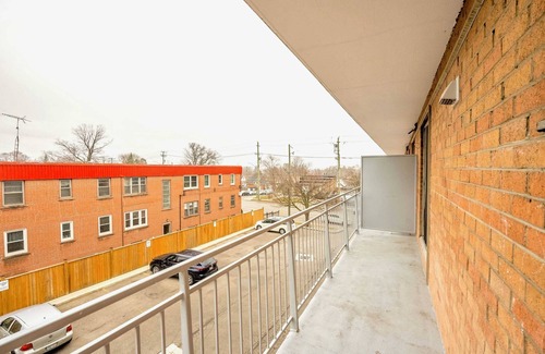 Rosedale Apartment | 2Bedroom Condo unit- Near DT Hamilton!