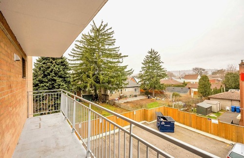 Rosedale Apartment | 2Bedroom Condo unit- Near DT Hamilton!