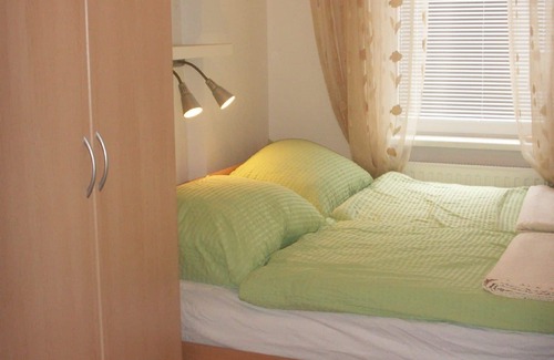Vienna Apartment | 2bedroom Family Home, Air-Conditioning, Cable TV, Wifi, Metro
