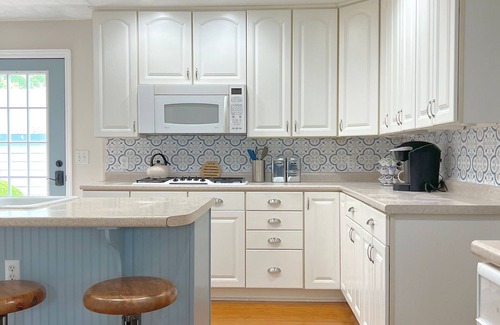 Groveland - Kensington Park Apartment | 2BR Apartment in Mid Century Ranch in Kensington Park