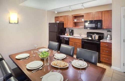 The Point Condo | 2br Deluxe Condo Family Fun & Historically Located!