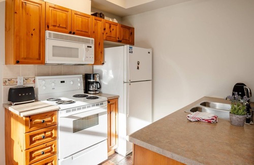 Village North House | 2BR | Granite Court | Steps from Whistler Village | Private Balcony w/BBQ | Secure Parking