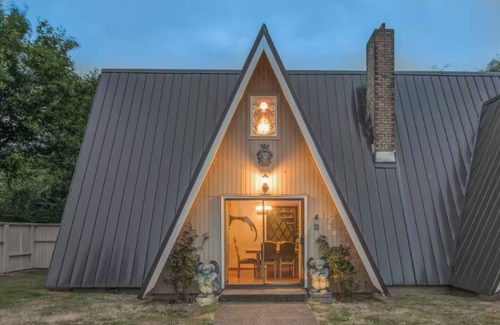 Ocean Shores Villa | 2BR Medieval Beach Villa - Walk to Beach - Pet-Friendly, Sleeps 7