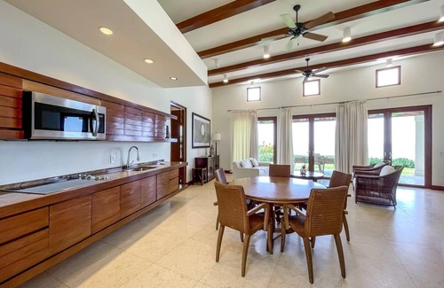 Pristine Bay Villa | 2BR Ocean View Villa at Las Verandas (1)