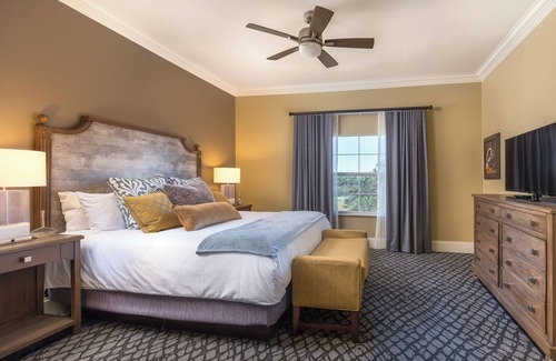 Pennington Bend Resort | 2BR Suite with Resort Pool, FREE WIFI, Near Attractions